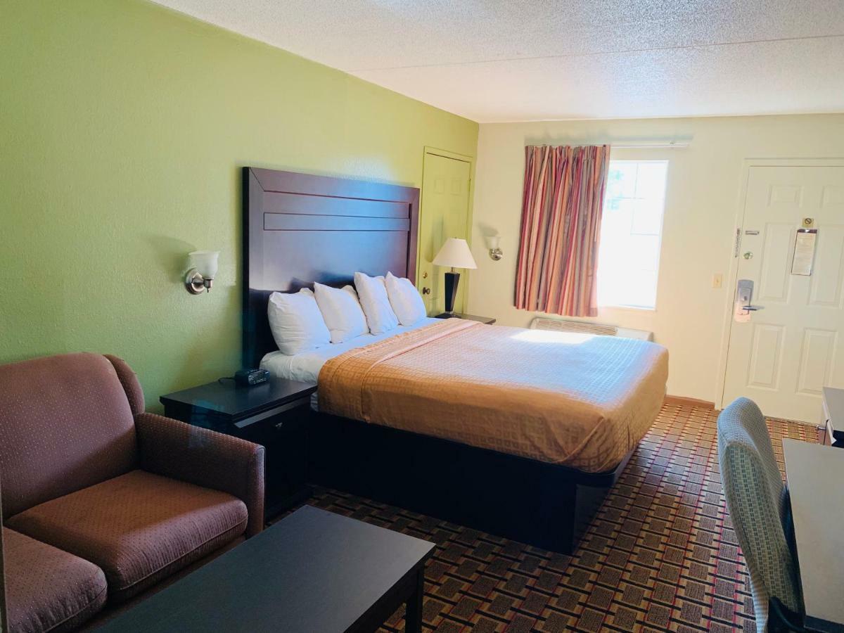 Budget Inn Toledo/Maumee Buitenkant foto